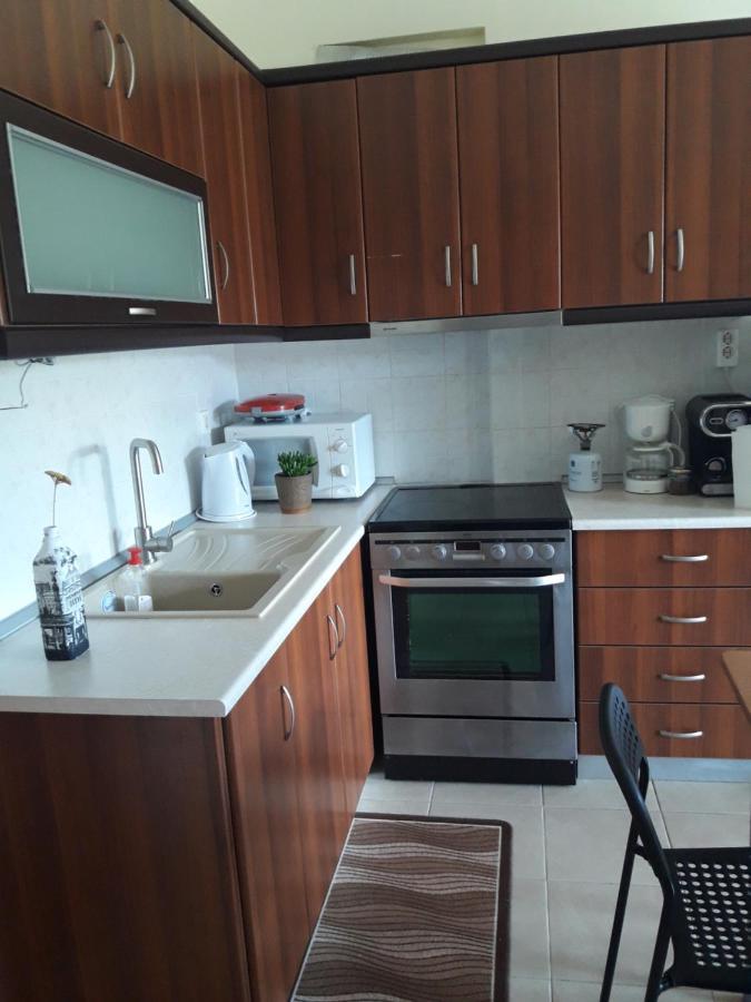M&J Apartments Nikiti  Dış mekan fotoğraf