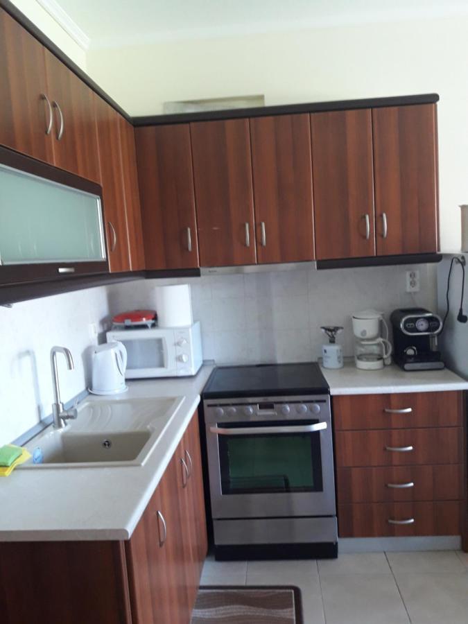 M&J Apartments Nikiti  Dış mekan fotoğraf